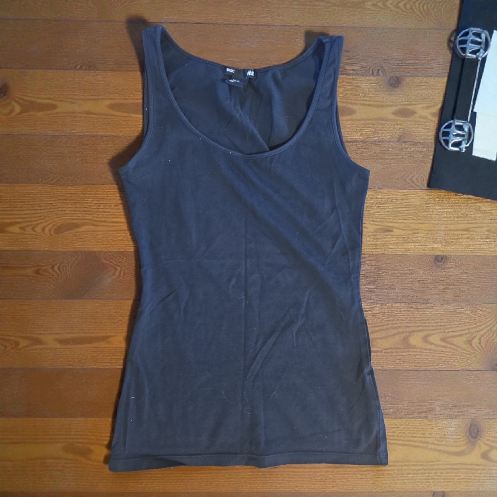 H&M‎ Black Tank Top